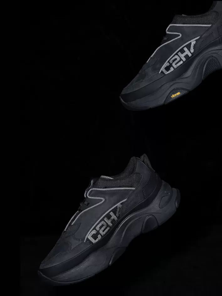 002__quark_alpha_5.webp Clearance C2H4 002 - "Quark" Alpha Pirate Black