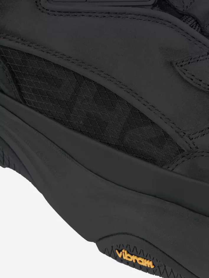 002__quark_alpha_8.webp Clearance C2H4 002 - "Quark" Alpha Pirate Black