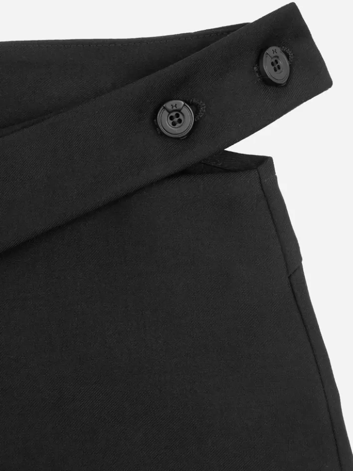 005__asymmetric_layered_shorts_7.webp Clearance C2H4 005 - Asymmetric Layered Shorts Solemn Black