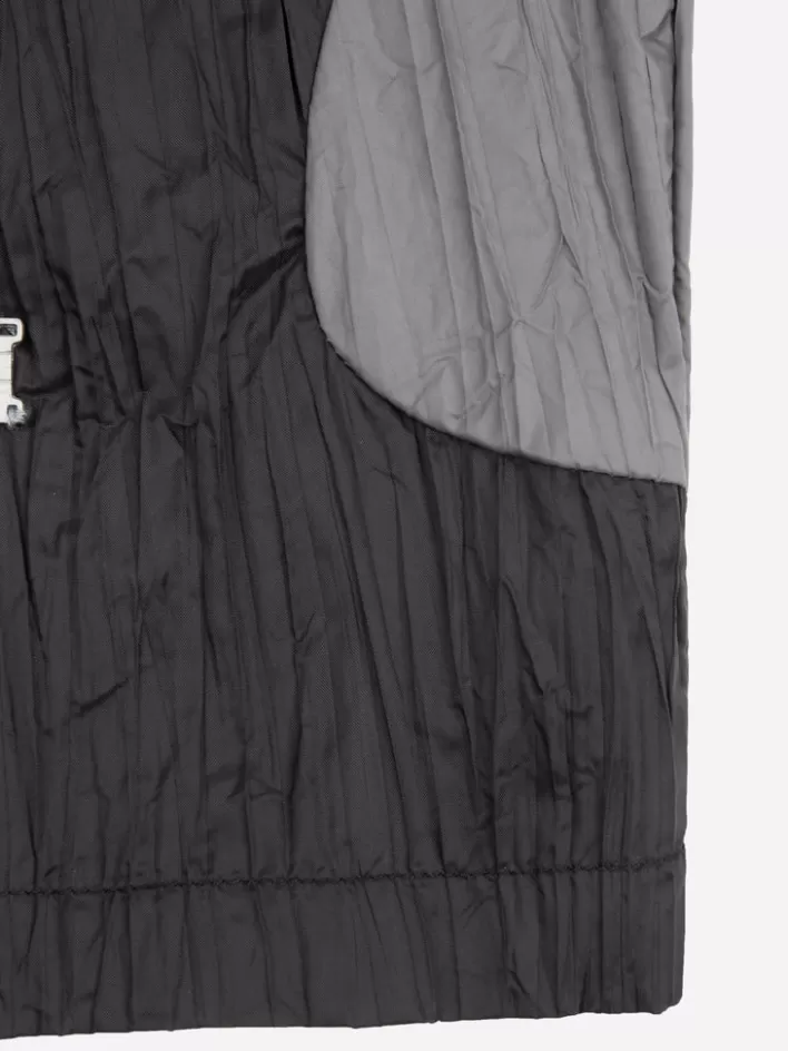 005__wrinkled_nylon_arch_panelled_track_shorts_10.webp Sale C2H4 005 - Wrinkled Nylon Arch Panelled Track Shorts Black&Gray