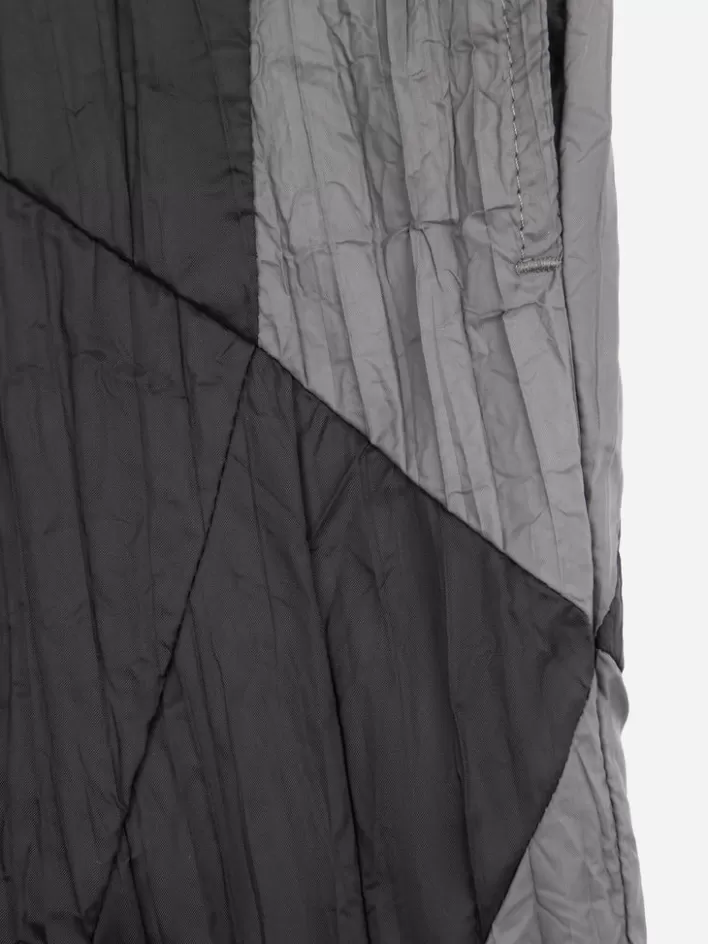 005__wrinkled_nylon_arch_panelled_track_shorts_9.webp Sale C2H4 005 - Wrinkled Nylon Arch Panelled Track Shorts Black&Gray